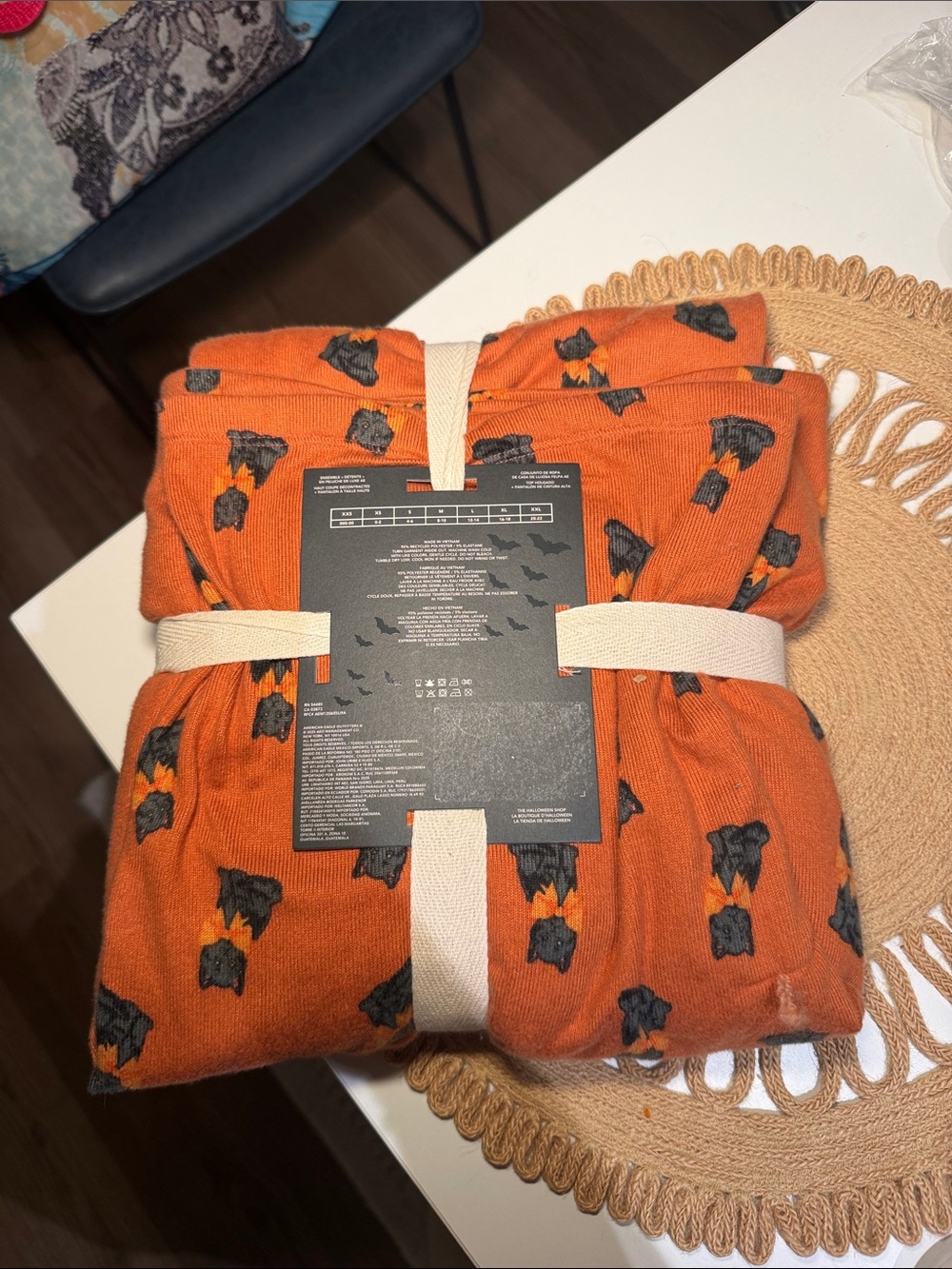 American Eagle Outfitters Orange Crewneck Sweater with Black Cat Motif - Picture 2 of 2